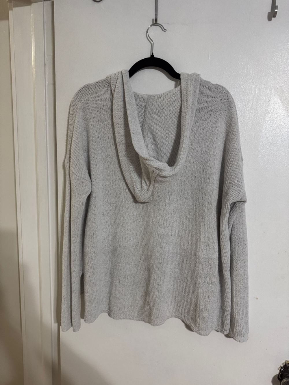 Aerie Light Gray Hooded V-Neck Knit Oversized Pullover size small. - Picture 7 of 12